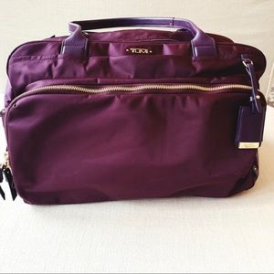 Tumi Voyager Athens Carry-all